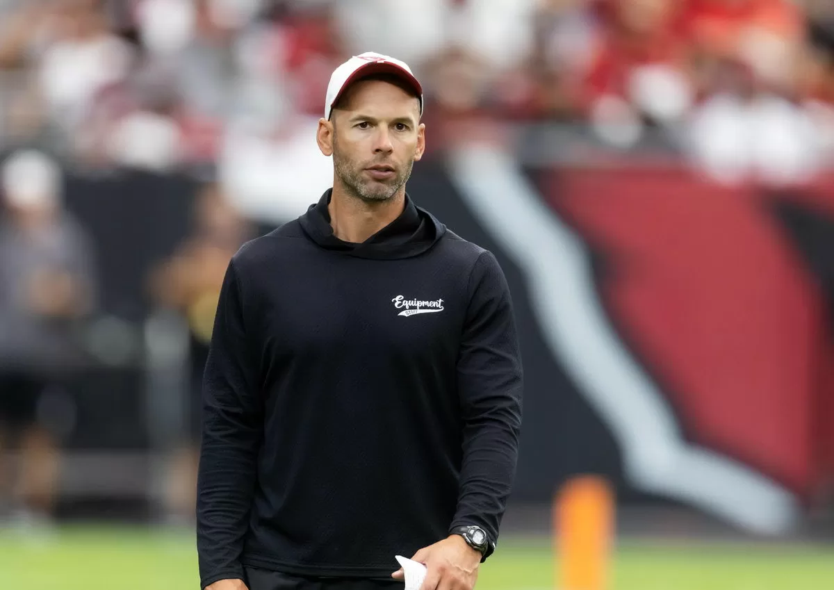 Jonathan Gannon Set to Make Drastic Decisions After Cardinals Make Firing Announcement on HC