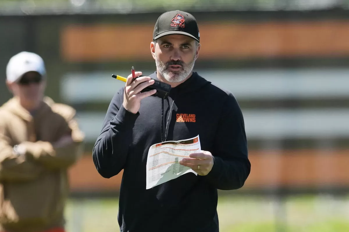 Cleveland in Strong Agreement Over Mike McDaniel as Kevin Stefanski’s Browns Deputy Announces HC Ambition