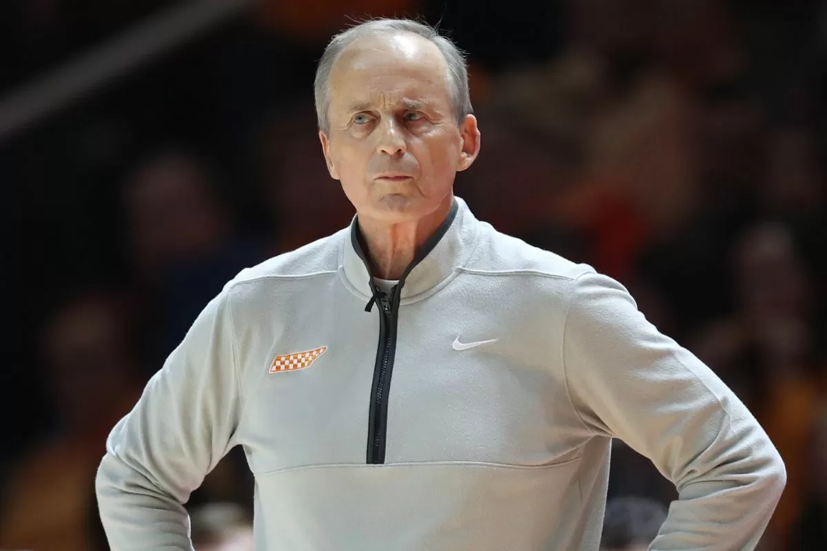 Weather Concerns Force SEC Decision As Rick Barnes’ Tennessee Eyes Undefeated Run vs Georgia