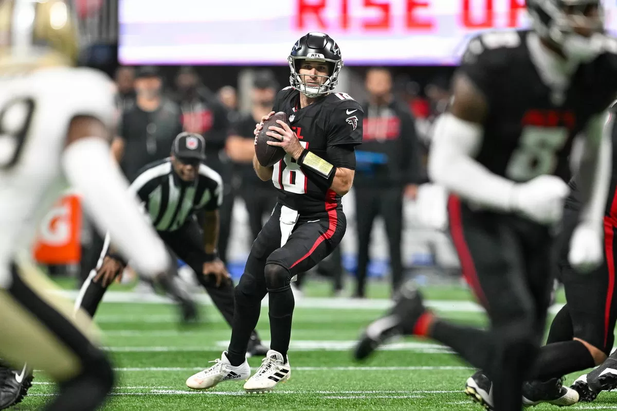 NFL Stars Who Could Be Cap Casualties in 2026: Kirk Cousins, Geno Smith & More