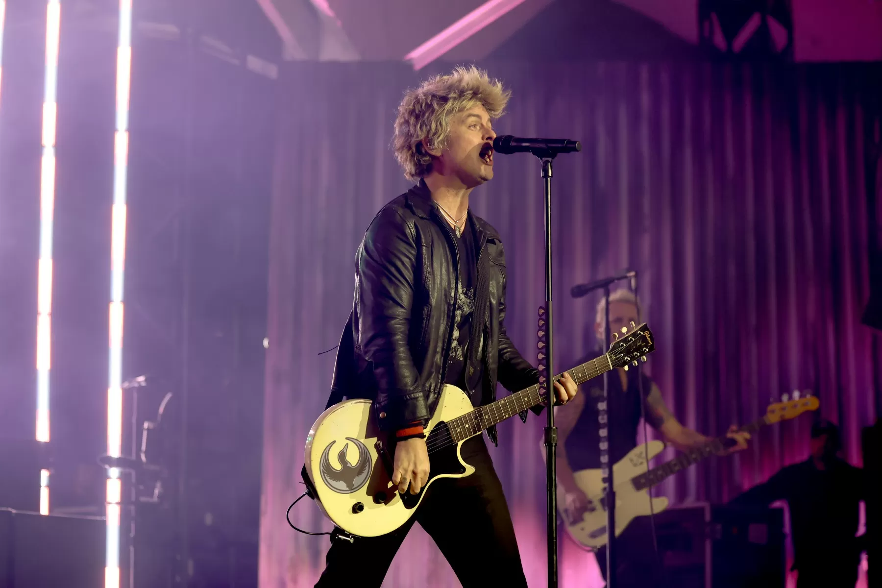 Green Day’s Billie Joe Armstrong Encourages ICE Agents to ‘Quit That S—ty Job’ at Super Bowl Pre-Show