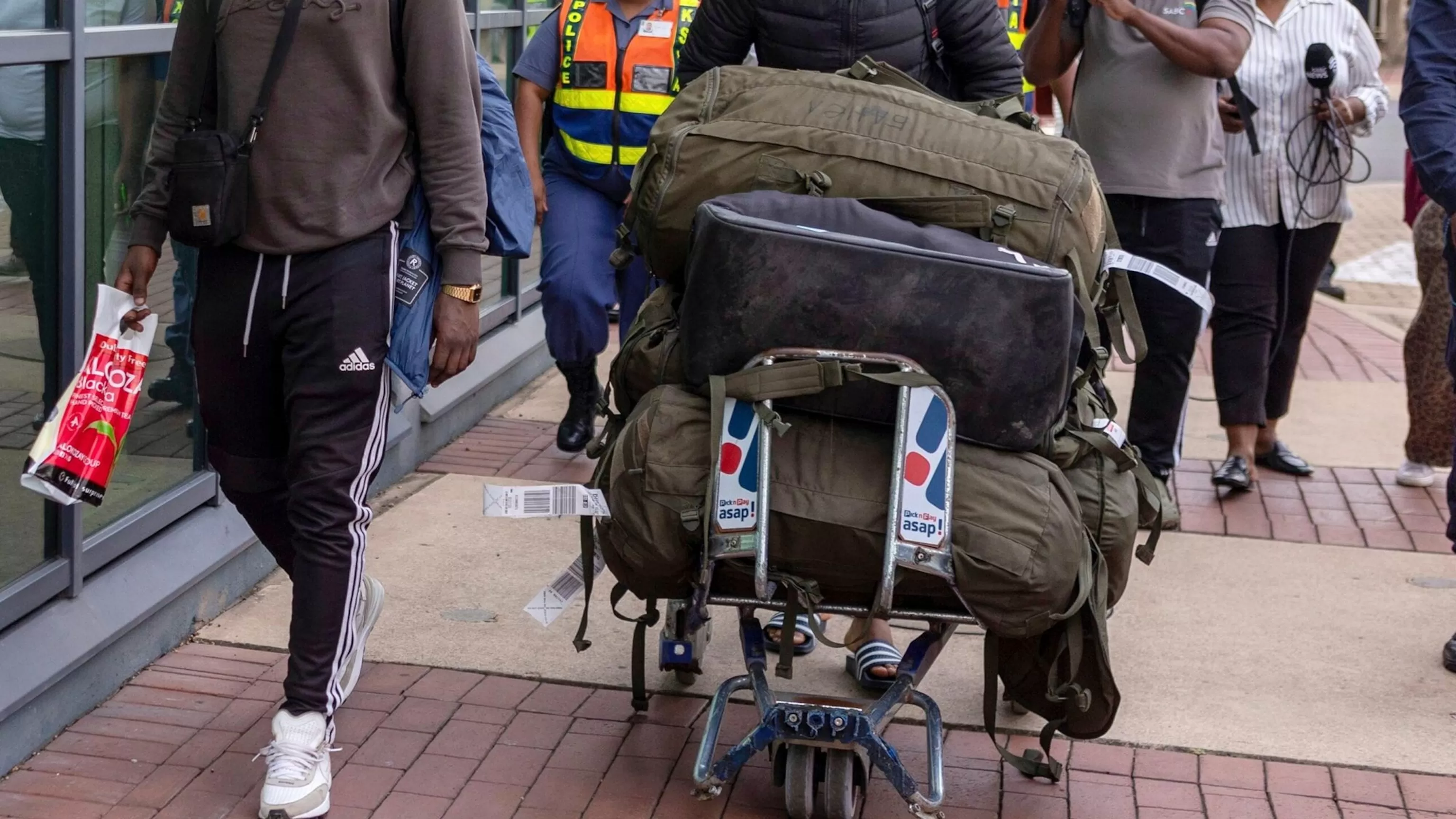 South African police question 11 men lured to Russia to fight in Ukraine