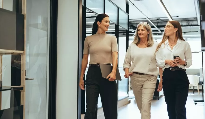 Women in tech and finance face higher risk of AI job losses, City of London report warns