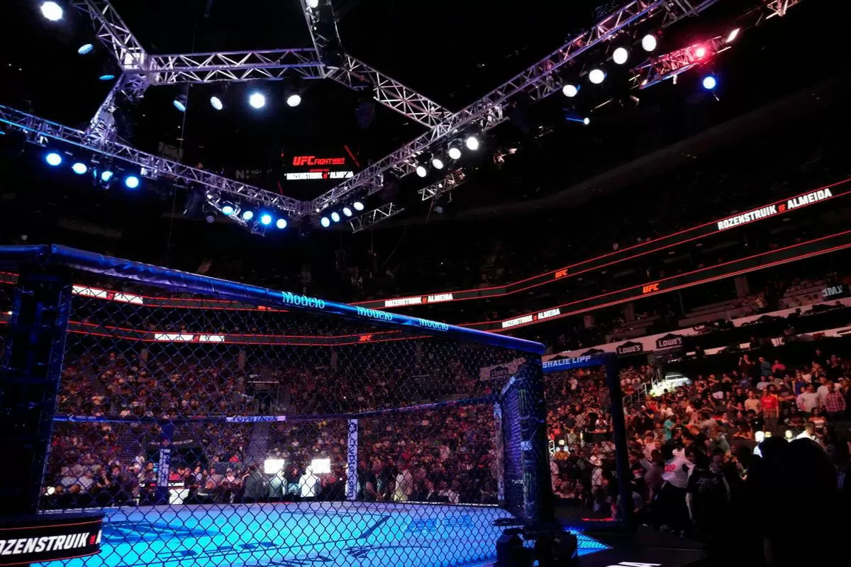 Major Title Fight Targeted for UFC 327 Co-Main Event Slot: Report