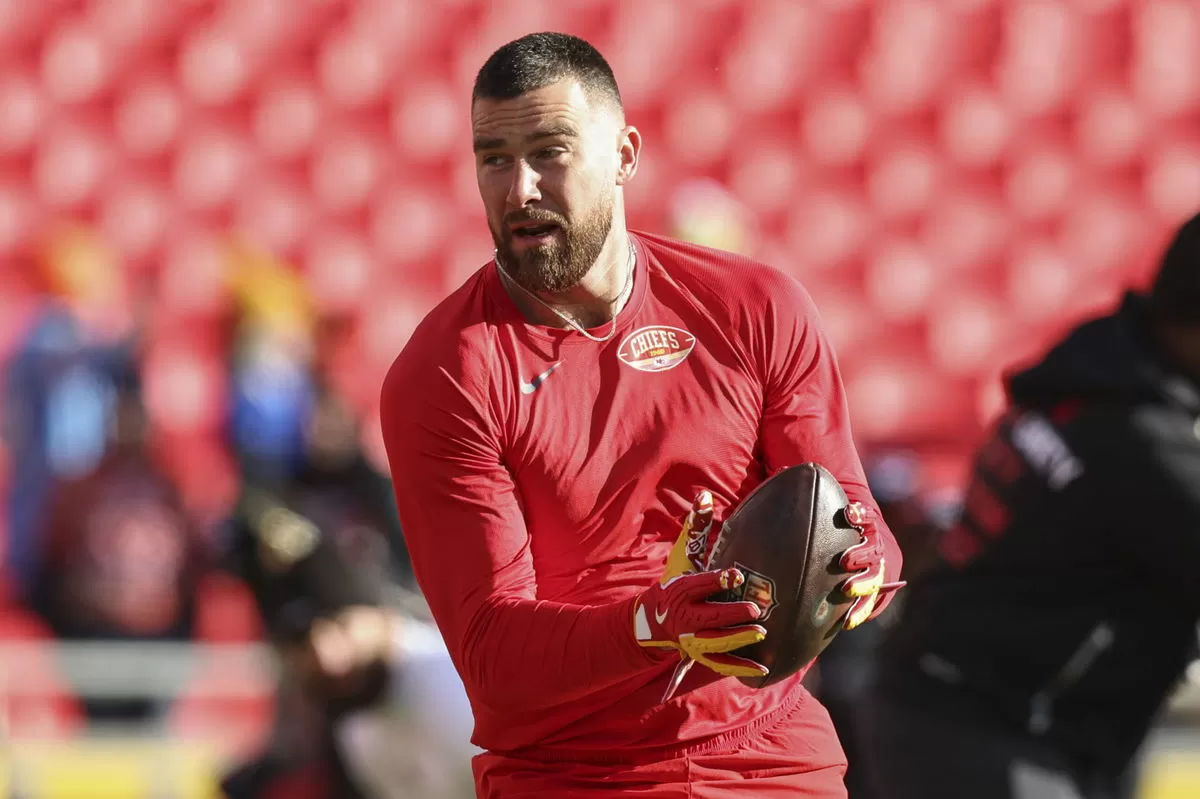 Chiefs Put on Notice Over Travis Kelce’s Future Amid Rumors of Leaving Patrick Mahomes & Co.