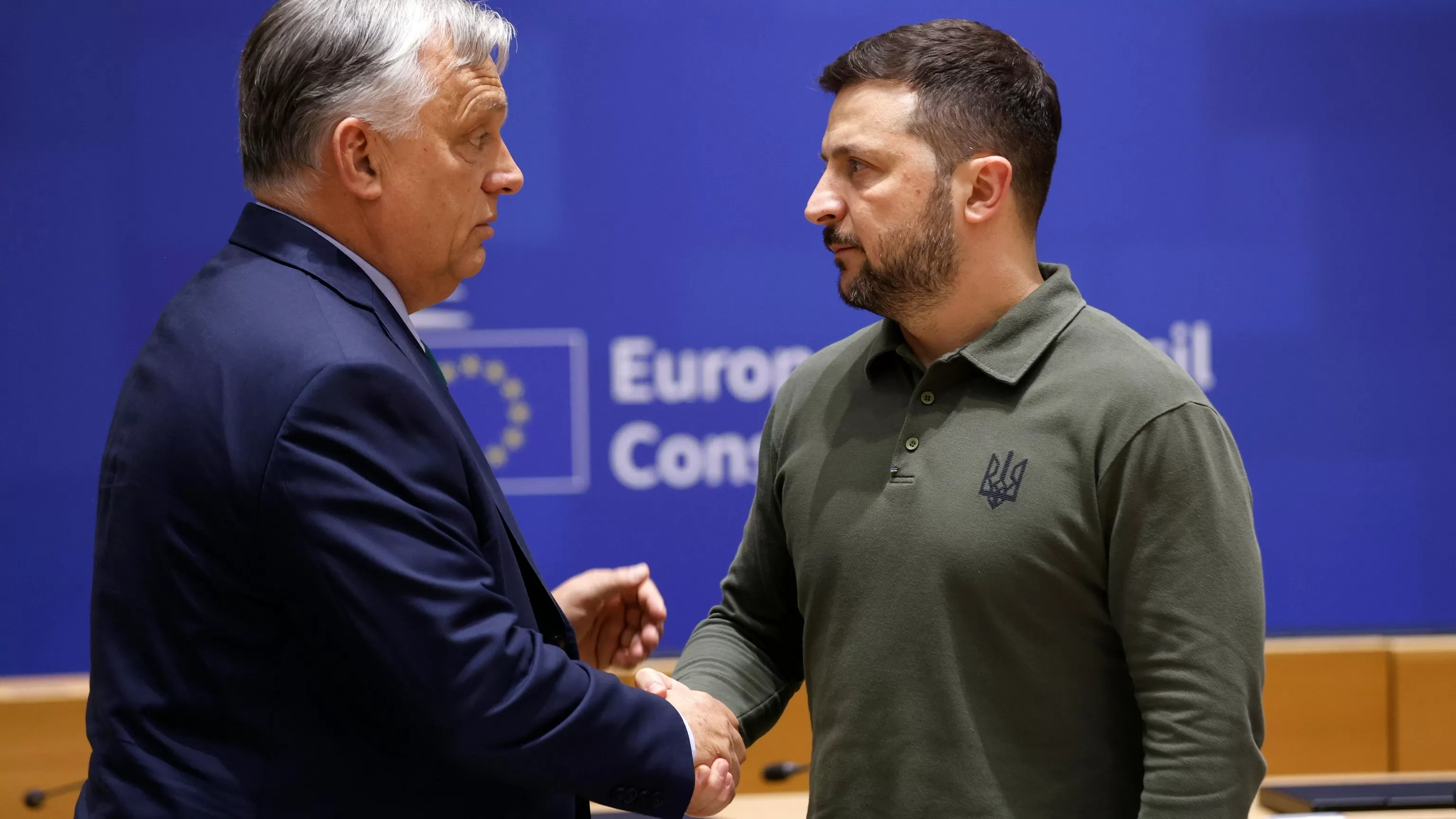 Bank employees detained and cash seized in Hungary, Ukraine says