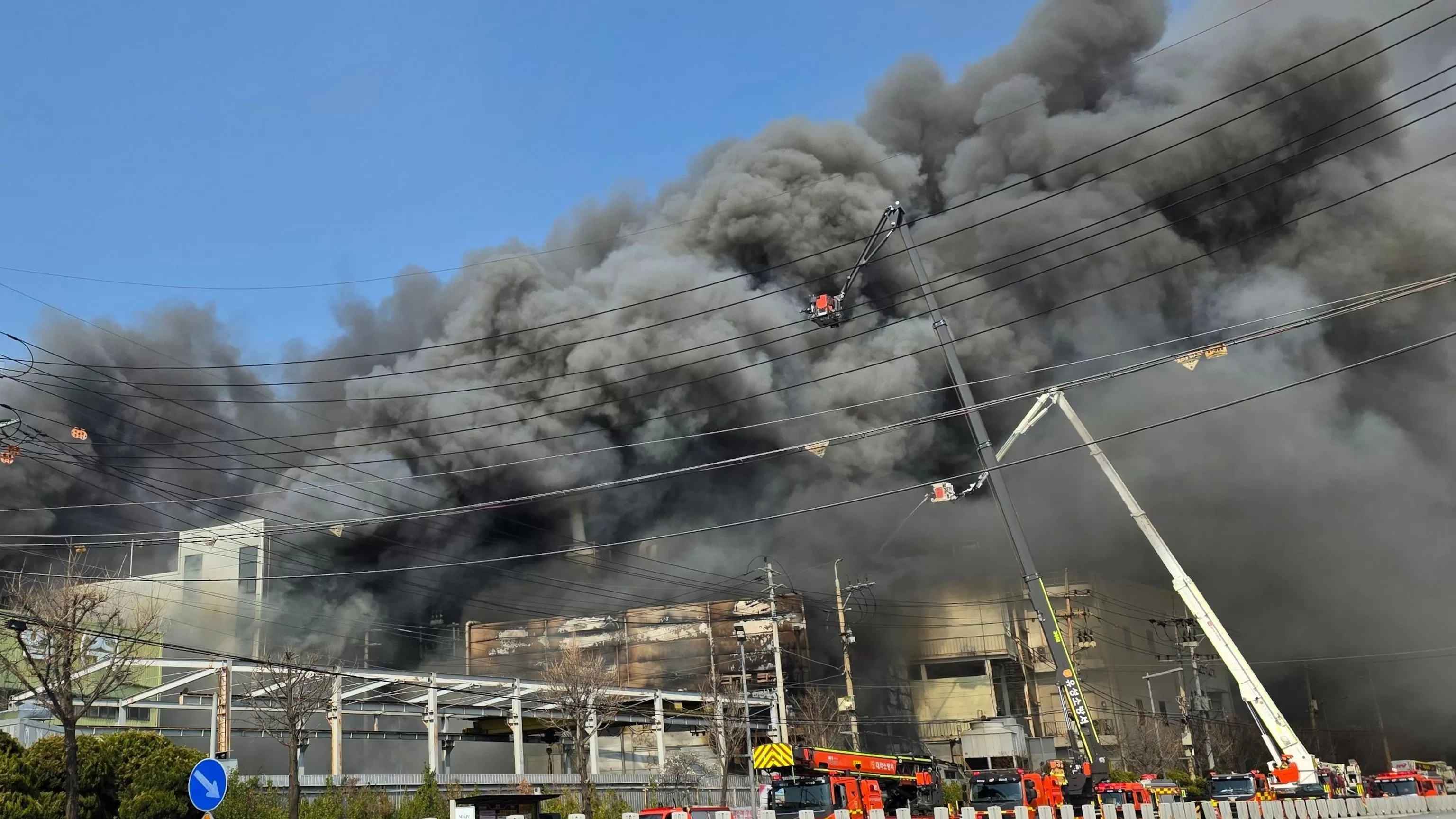 Fire at South Korean auto parts factory injures at least 50