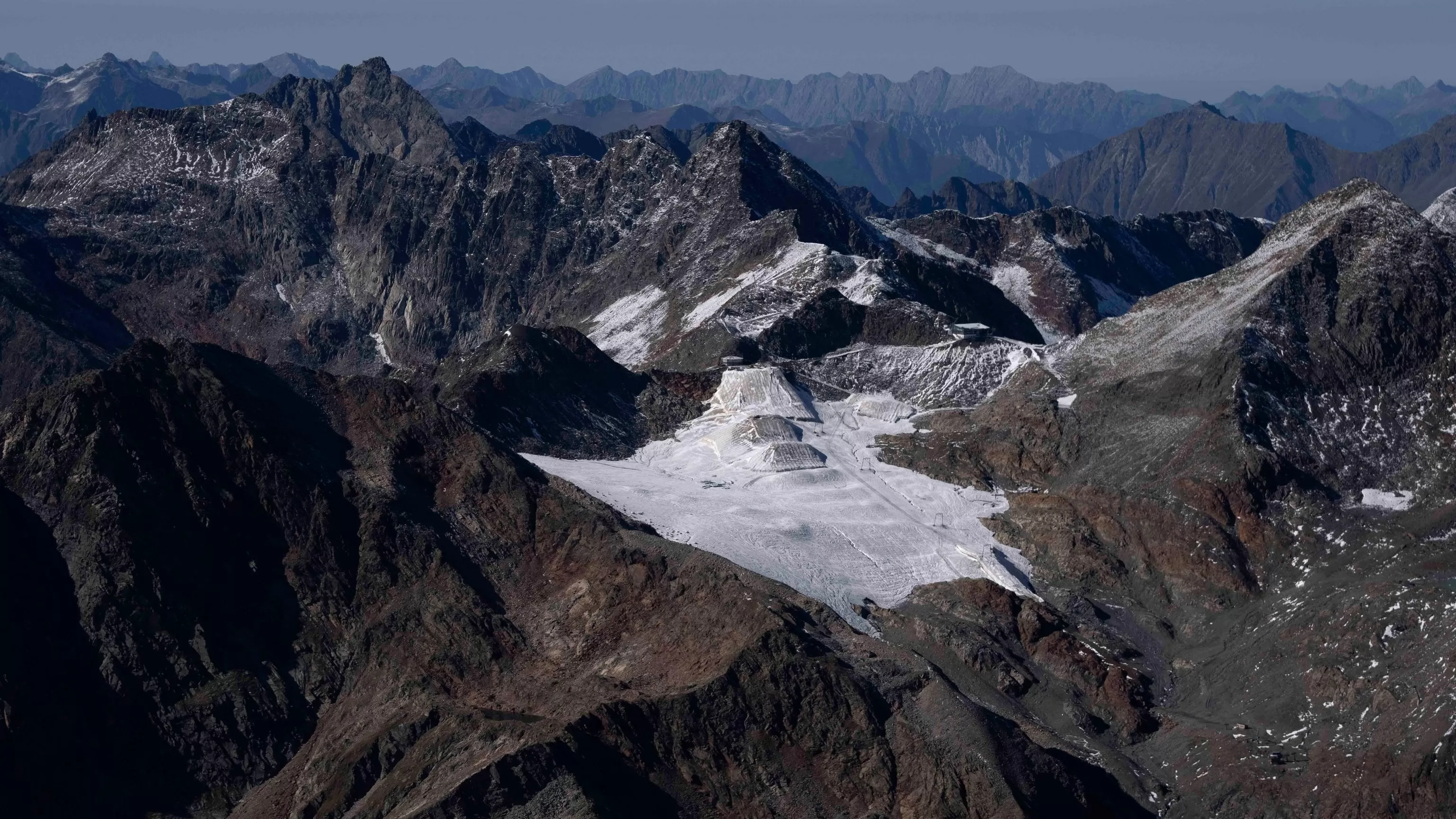 All but 2 of Austria's 96 glaciers have retreated over last 2 years