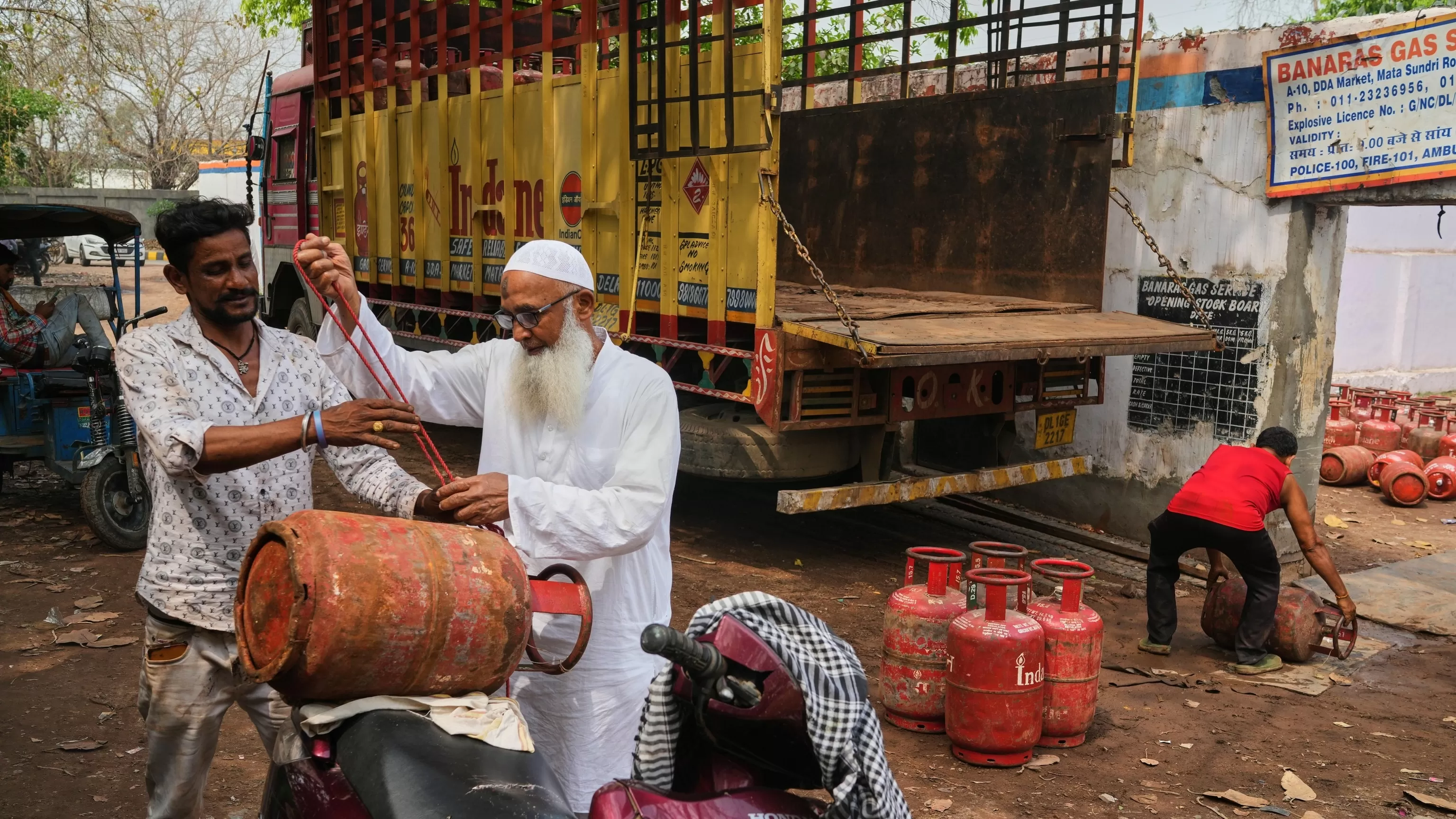 Asia scrambles to conserve energy as Iran war disrupts oil and gas supplies