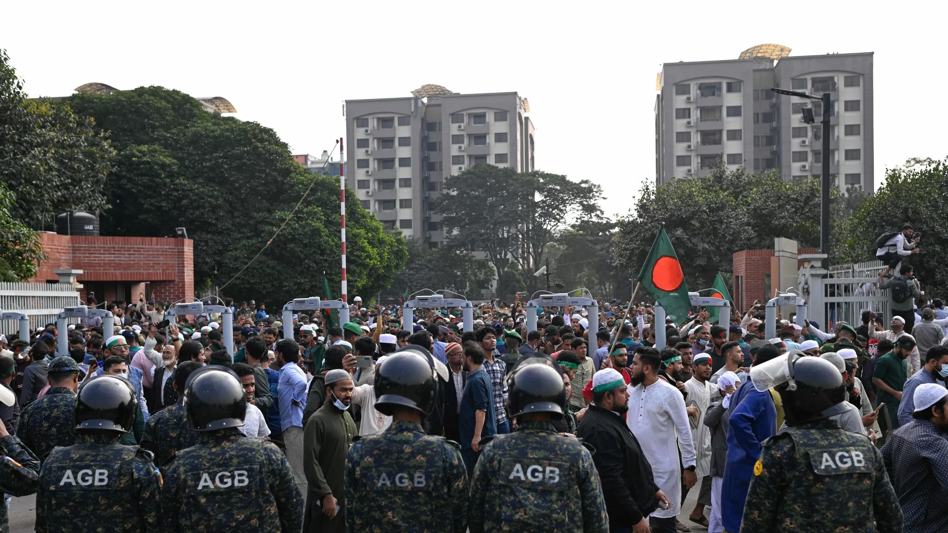 Bangladesh working with India to extradite 2 suspects in killing of prominent activist