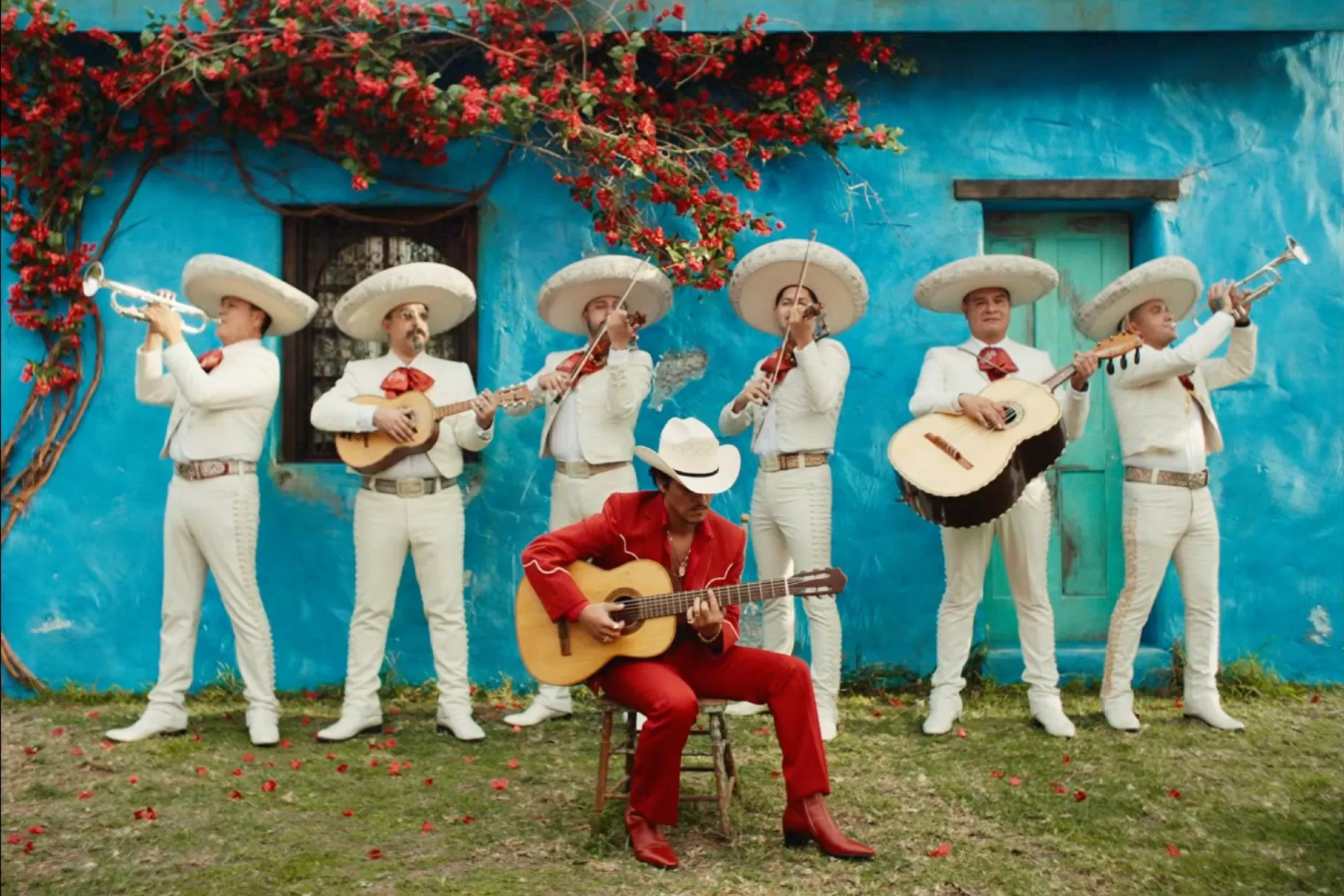 Bruno Mars’ ‘Risk It All’ Blasts In at No. 1 on Billboard Global 200 Chart