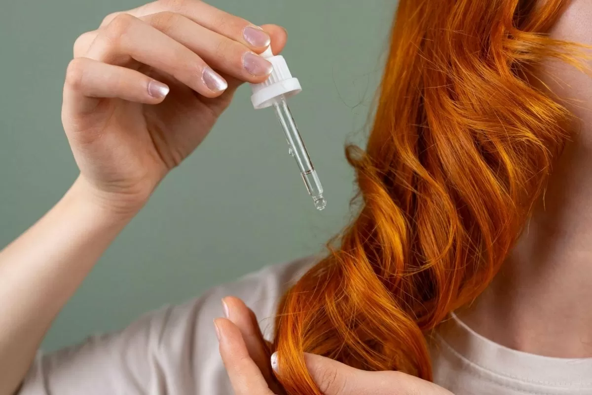 Hair Oiling 101: The Internet Shines Light On India's India’s OG Haircare Ritual