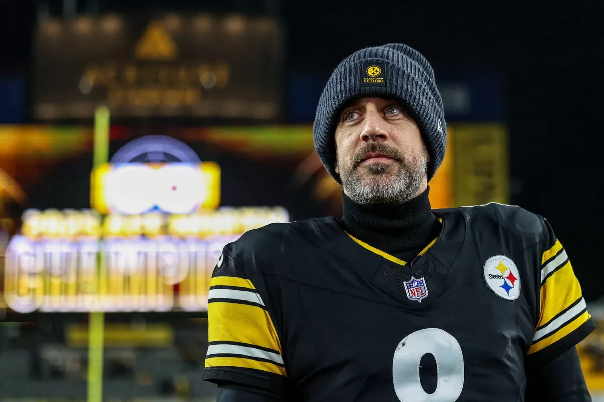 Aaron Rodgers’ 4-Word Message Confirms Why He Hasn’t Re-Signed With Steelers Amid Retirement Rumors