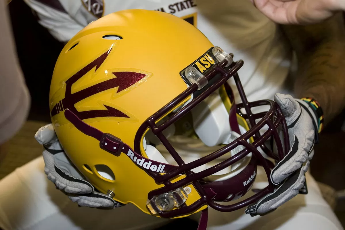 Arizona State Legend Shares Scary Visuals as 17 Years of Football Takes Toll on Body