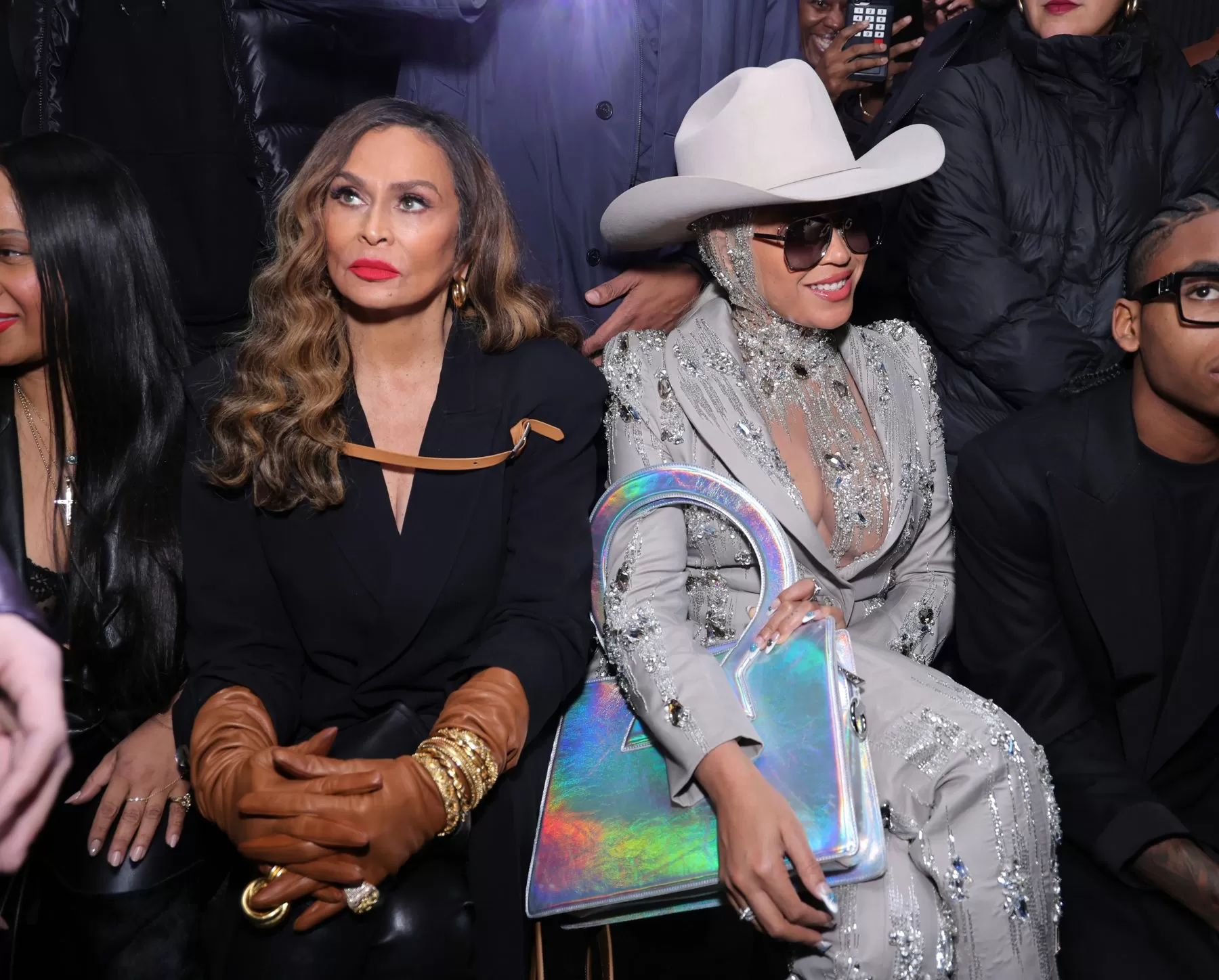 Audiobooks by Tina Knowles, Lionel Richie & More Win 2026 Audie Awards