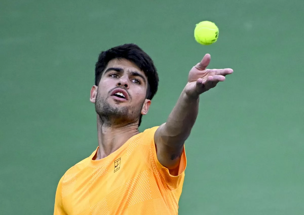 Carlos Alcaraz Makes ‘Roger Federer’ Comparison After Frustrating Indian Wells Battle