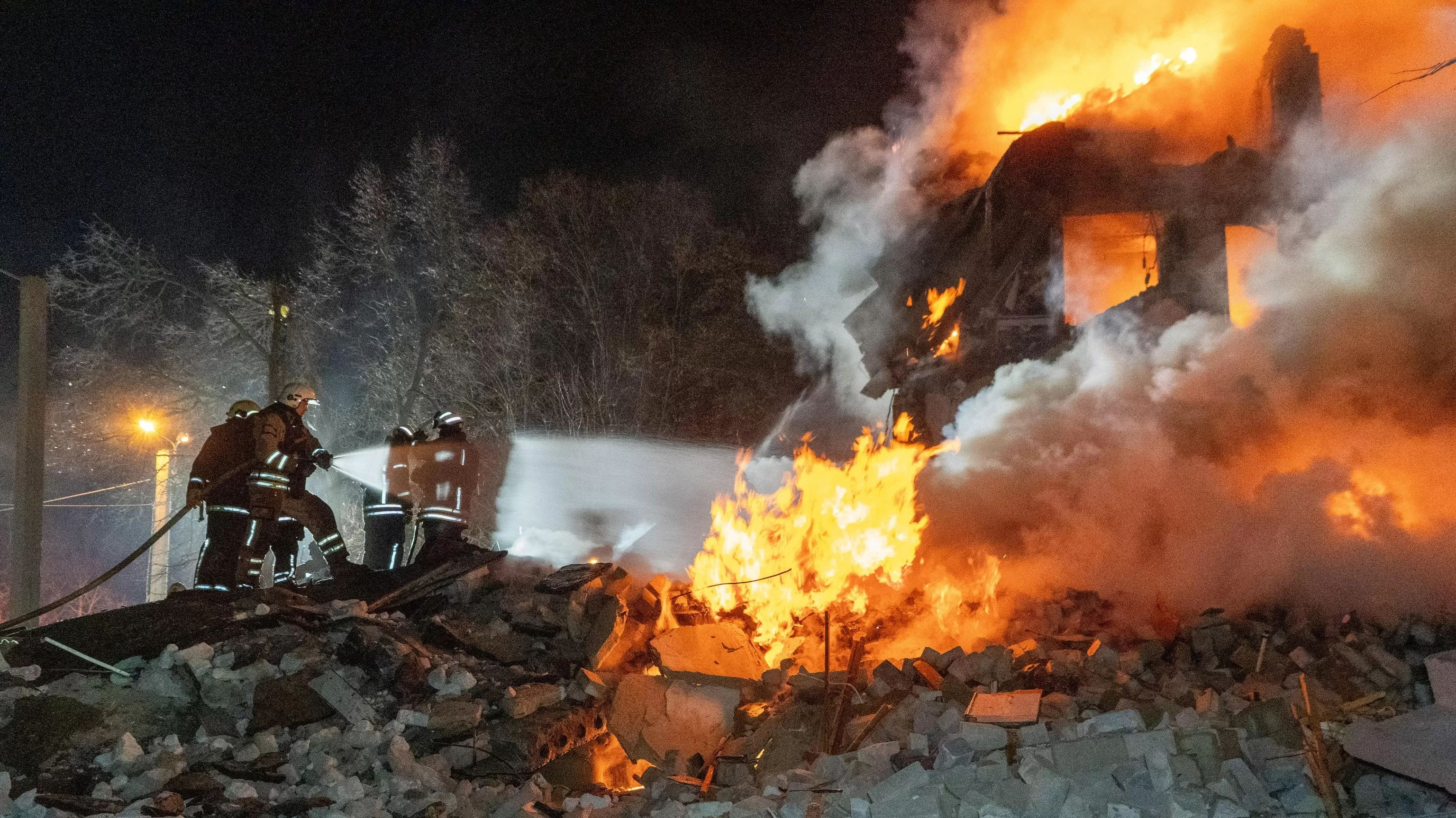 At least 7 killed in Ukraine's Kharkiv as Russian missile hits apartment building