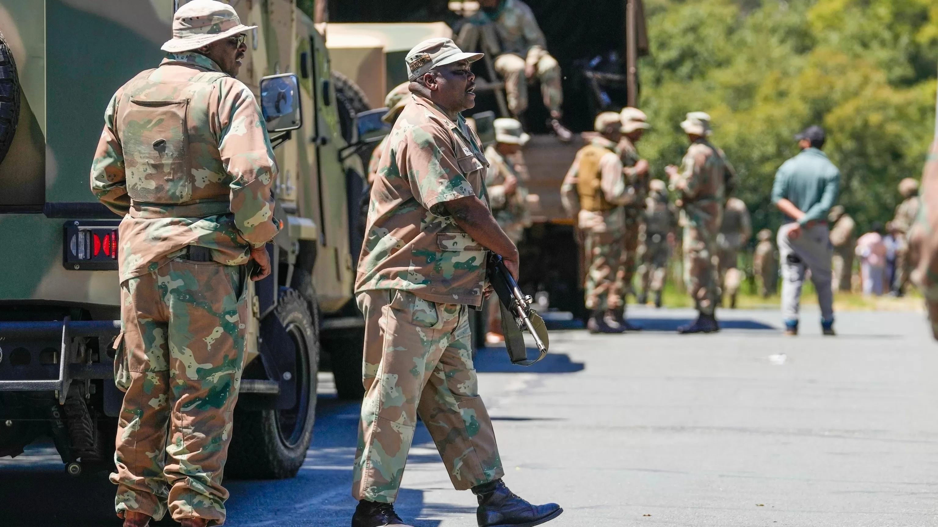 South Africa deploys troops in Johannesburg to tackle organized crime