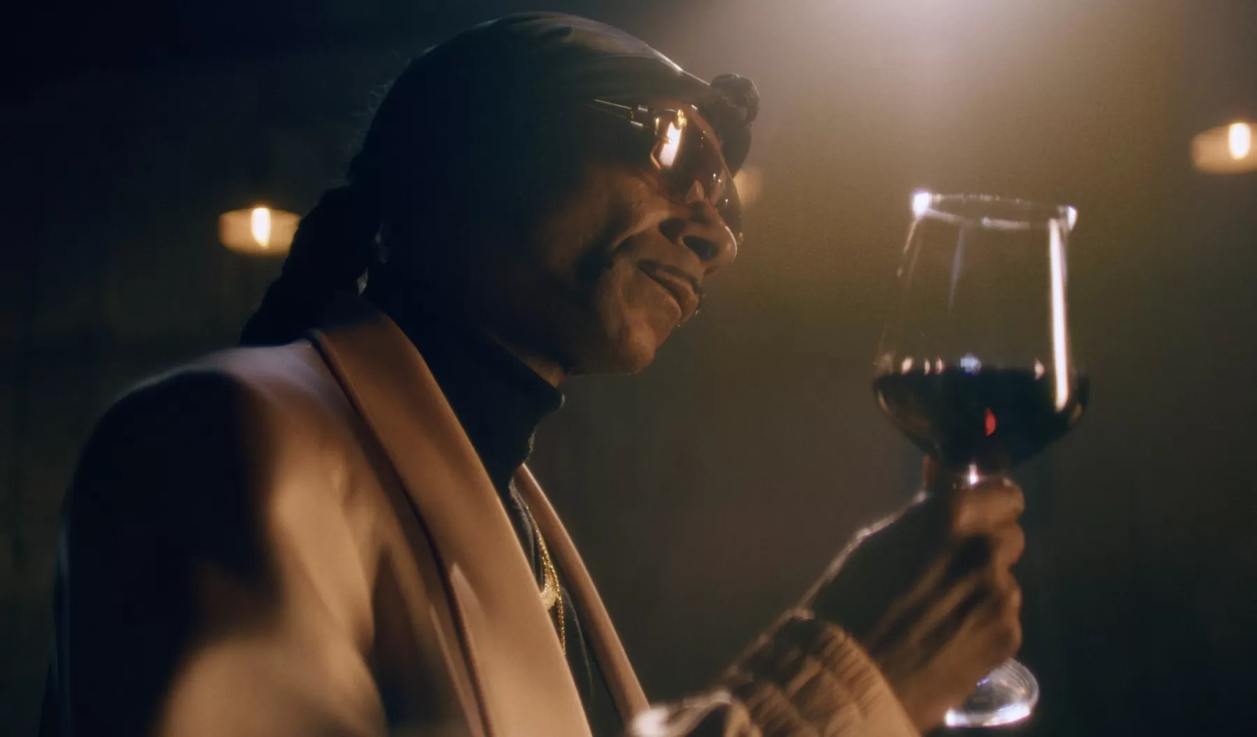 Snoop Dogg Is Paying Tribute to 2Pac With a Limited-Edition ‘2 of Amerikaz Most Wanted’ Wine