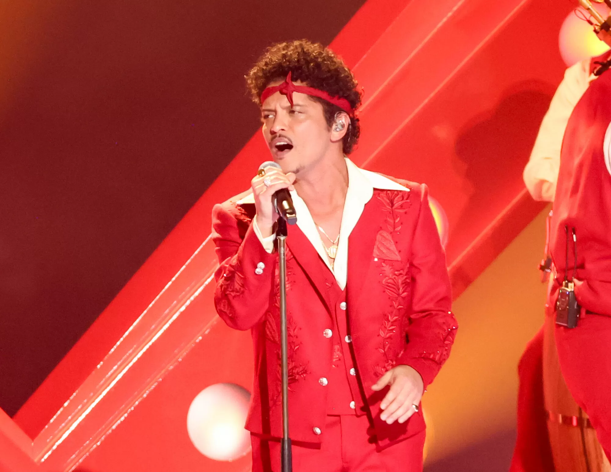 Here Are the Lyrics to Bruno Mars’ ‘Risk It All’