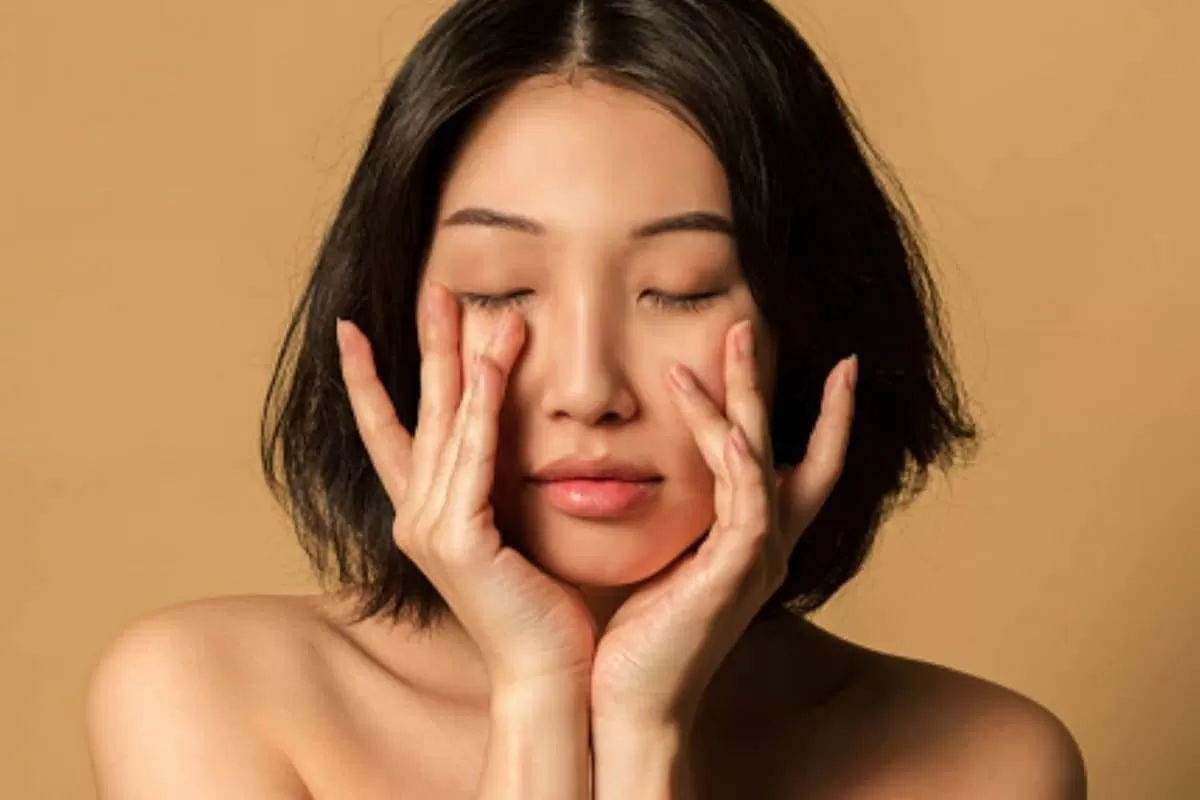 Summer Skincare For Indian Weather: Expert Guide To Ingredients, Sunscreen And Treatments