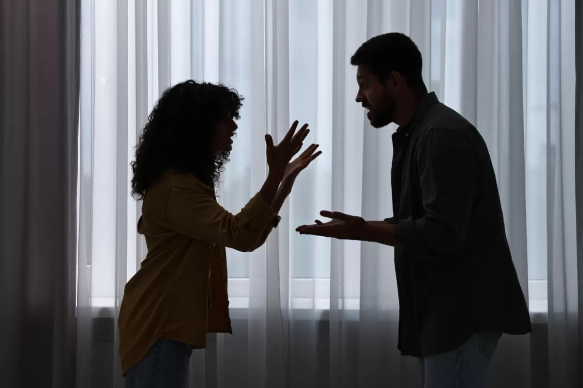 Why People Are Drawn To Those Who Hurt Them Most, According To Psychology And Spirituality