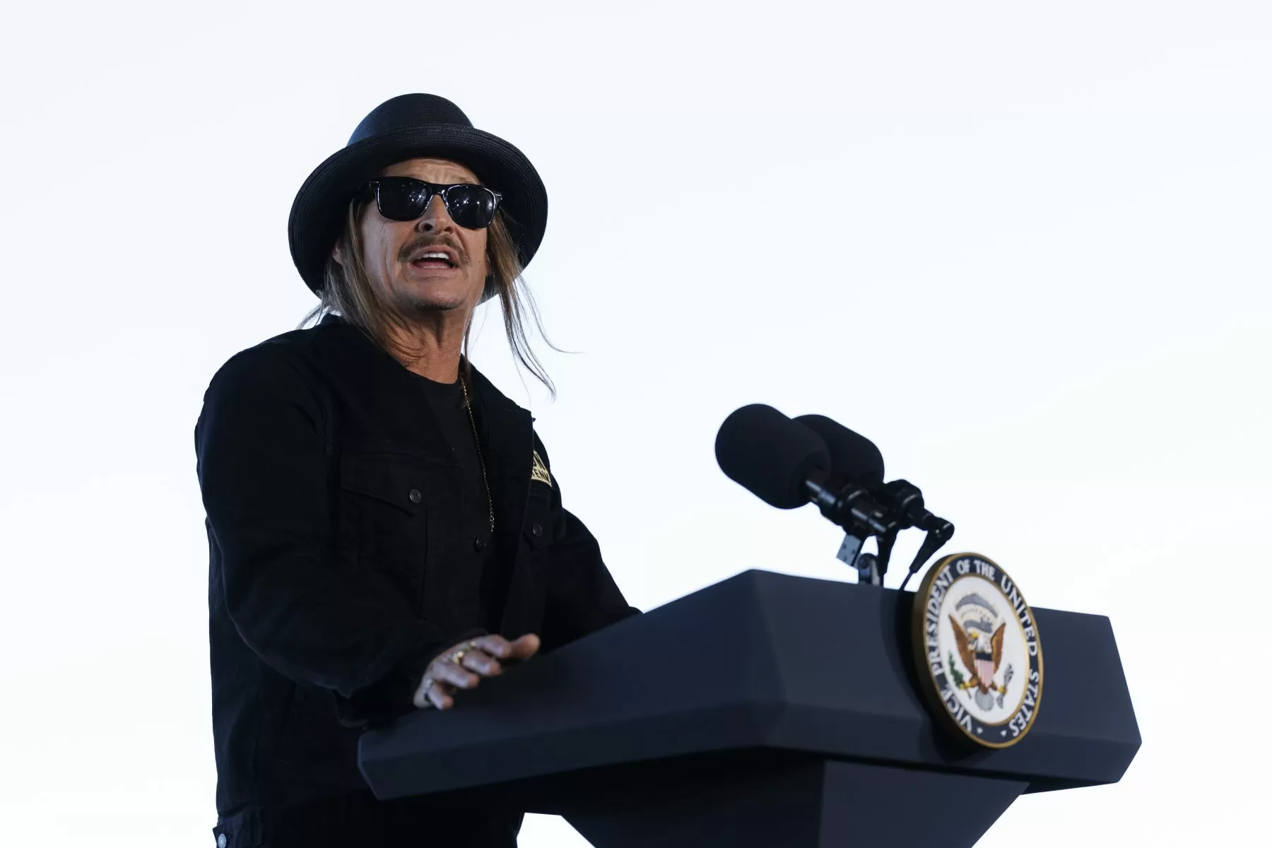 Kid Rock Brushes Off Army Investigation After Helicopter Flyby: ‘They’re Going to Be All Right, My Buddy Is the Commander-in-Chief’
