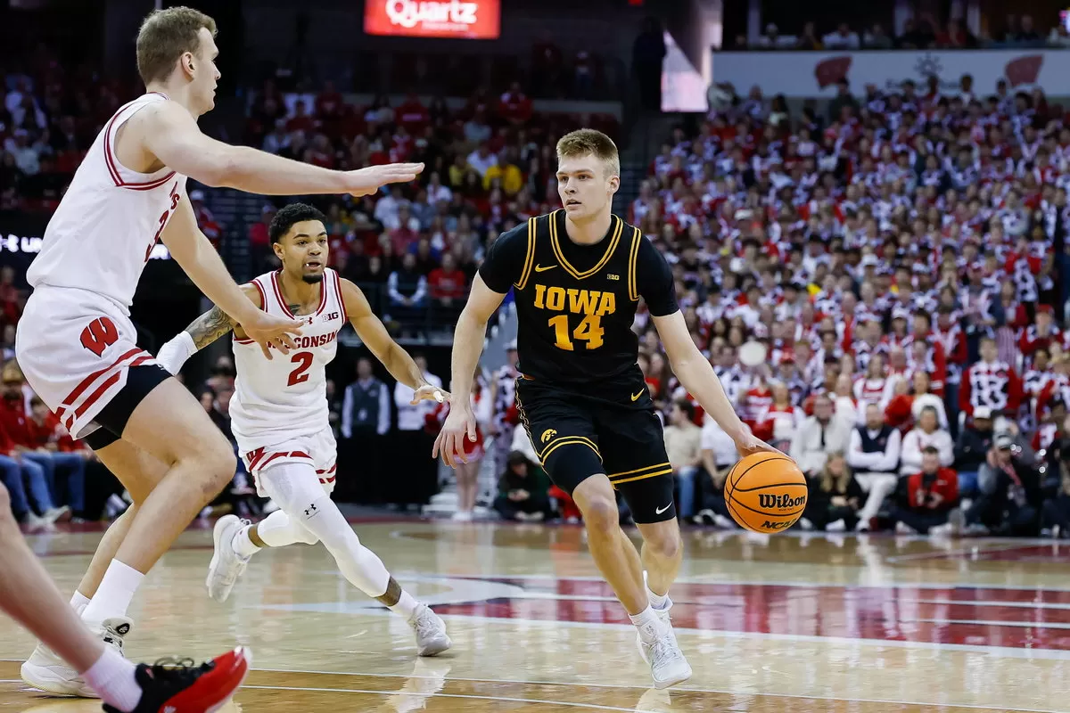 What is Bennett Stirtz’s Net Worth in 2026? NIL Deals, Career Earnings And Endorsement