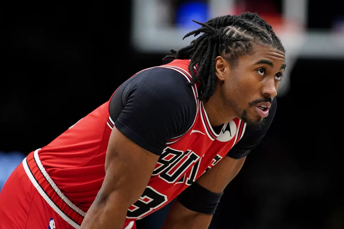 Jaden Ivey’s Wife Pleads Him to “Stop” IG Live as Ex-Bulls Star Attempts to Share Update on Social Media