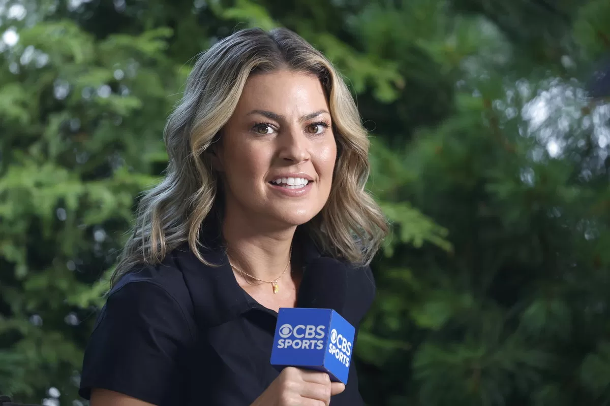 Amanda Balionis Sends Strong Message as Golf Legend Announces Return from Retirement