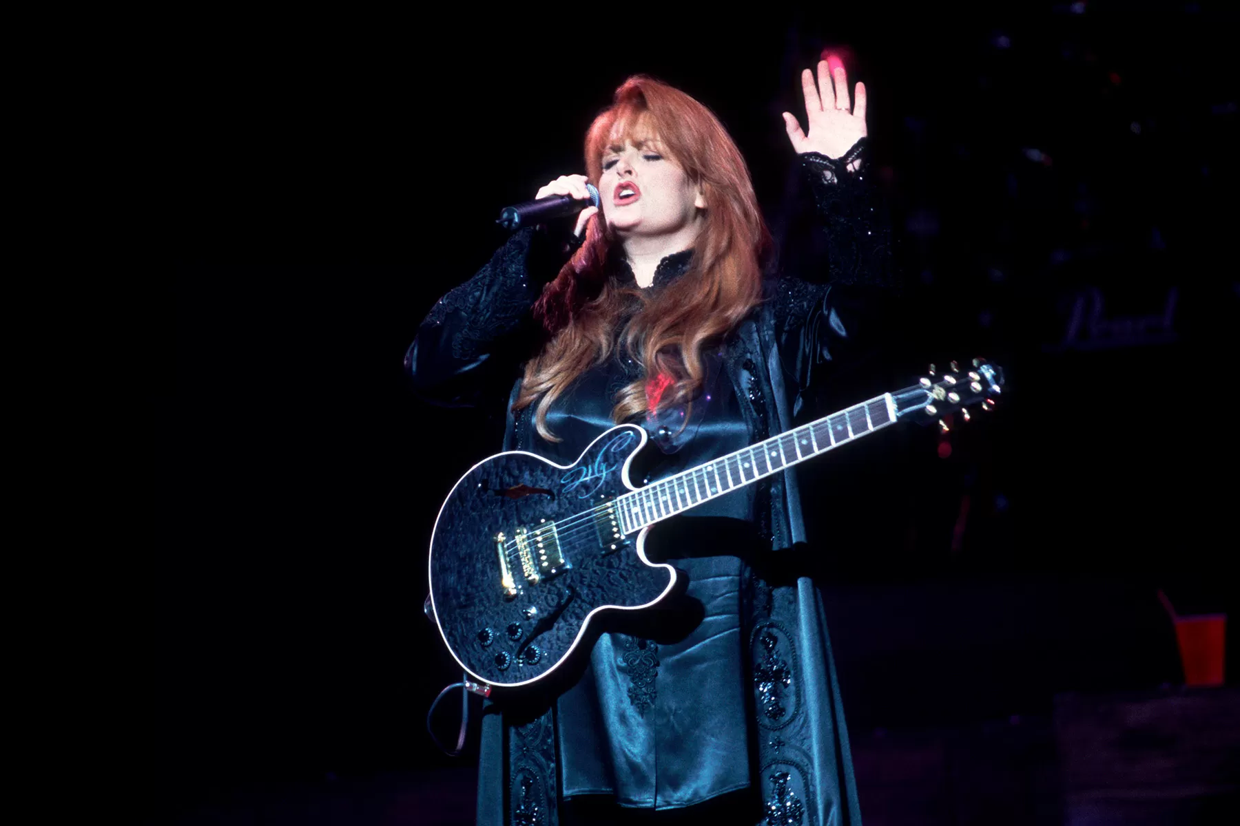 Chart Rewind: In 1996, Wynonna Judd Notched Another ‘Be Loved’ No. 1