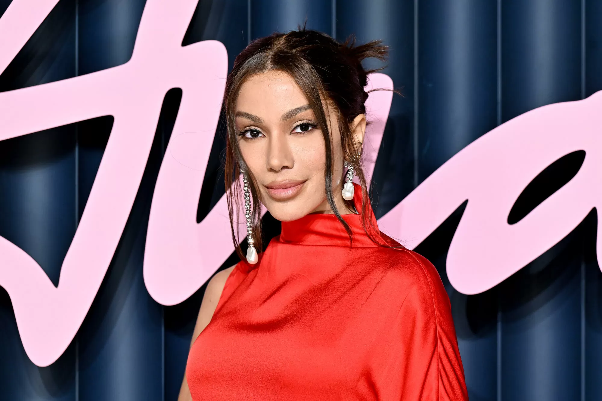 Anitta & Shakira Announce New ‘Choka Choka’ Collab