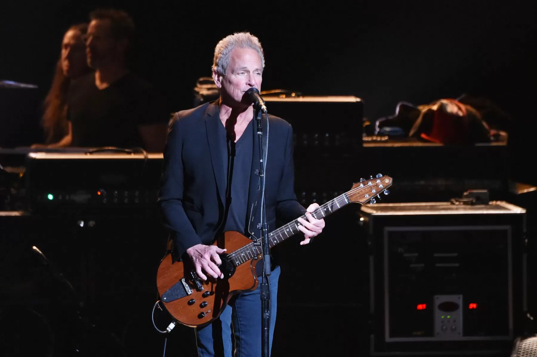 Lindsey Buckingham of Fleetwood Mac Attacked by Woman in Santa Monica, Law Enforcement Says