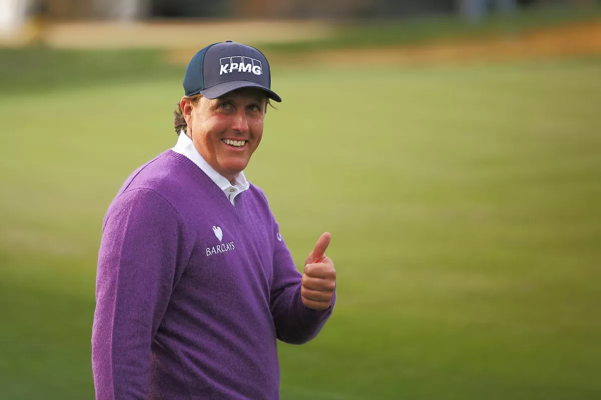 Who Are Phil Mickelson’s Parents? Meet His Father Philip Mickelson Sr And Mother Mary Santos